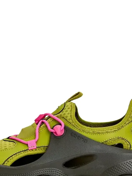 Sneakerși Crocs maro
