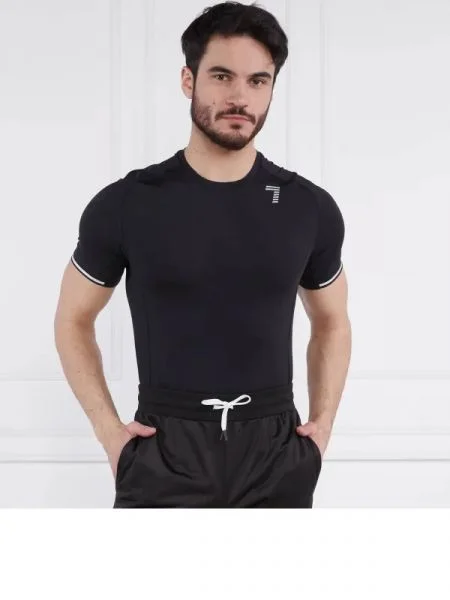 Póló fekete