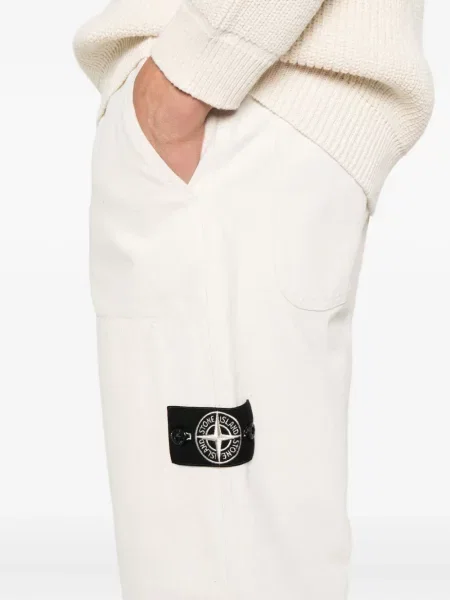 Pantaloni Stone Island cu strasuri
