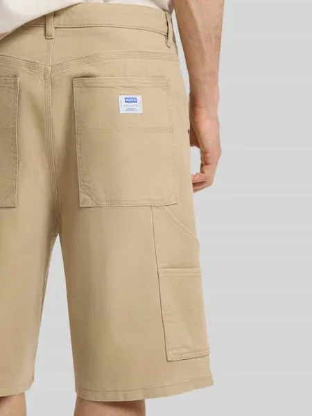 Bermudy w kroju regular fit z mieszanki bawełny z po bokach Hugo Blue beżowe