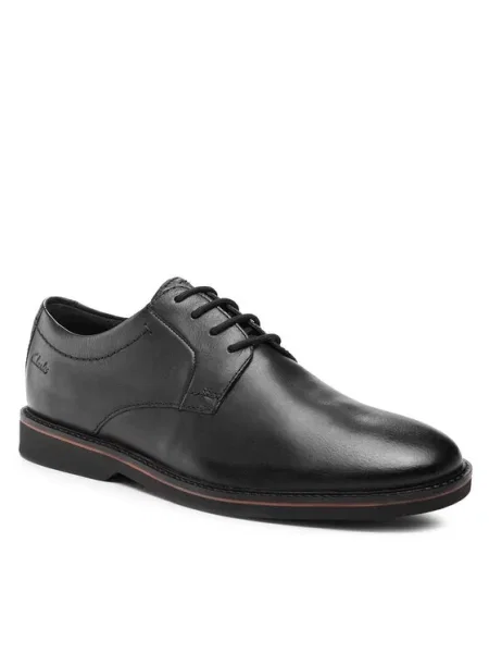 CLARKS Čevlji na vezalke črna