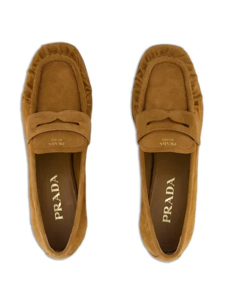 Pantofi loafer Prada din piele maro