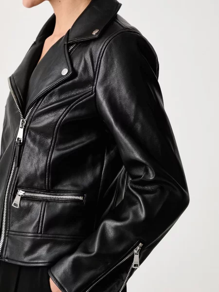 Кожаная куртка Dkny