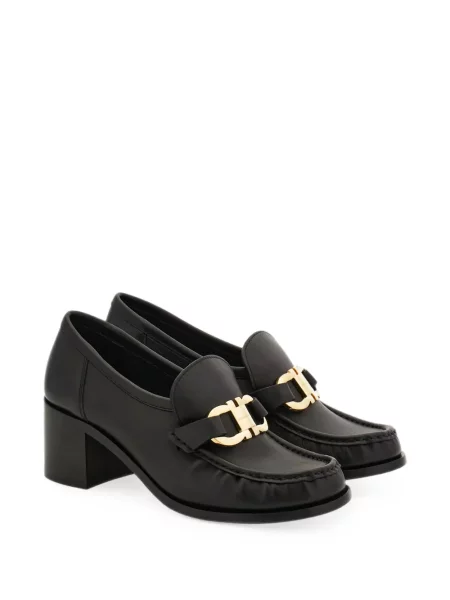 Loafersy Ferragamo čierna