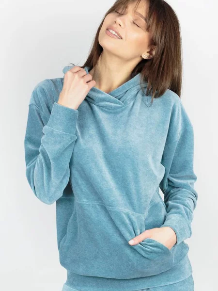 Женское велюровое худи блакитна
