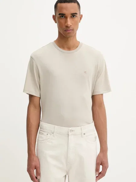 Тениска Calvin Klein с изчистен дизайн бяло