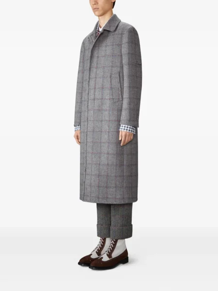 Palton Thom Browne în carouri gri
