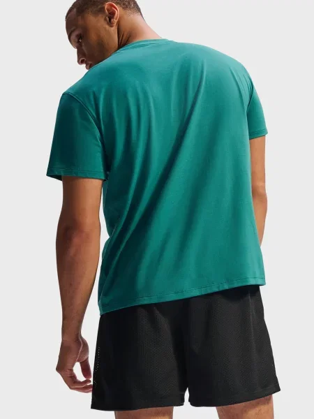 Футболка Under Armour