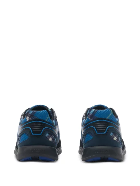 Sneakerși Burberry în carouri albastru