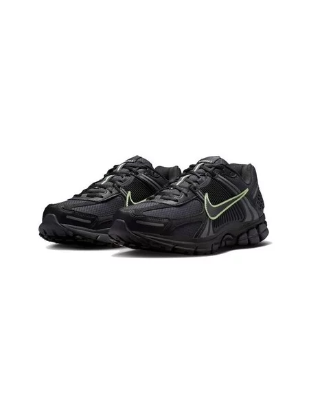 Tenisky Nike Vomero čierna
