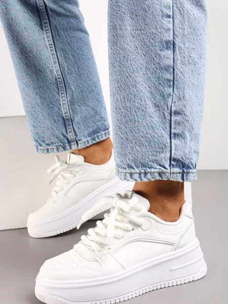 Sneakerși Albi cu Platformă și Inserții Metalice Arileva alb