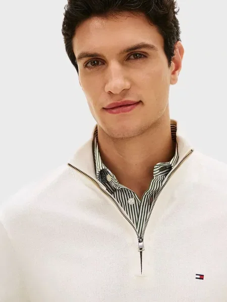 Свитер Tommy Hilfiger белый