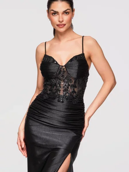 Rochie de seară Edoti cu volane negru