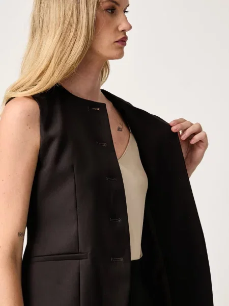 Elegáns mellény Marella barna