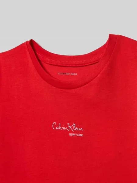 T-shirt o kroju regular fit z nadrukiem z logo model ‘Signature’ Calvin Klein Jeans czerwona