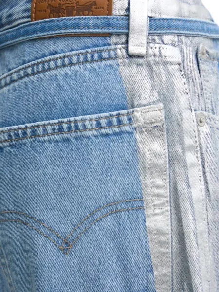 Kožne prugaste traperice Levi's® plava