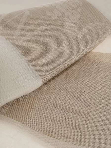 Fular Emporio Armani din jacard cu autograf