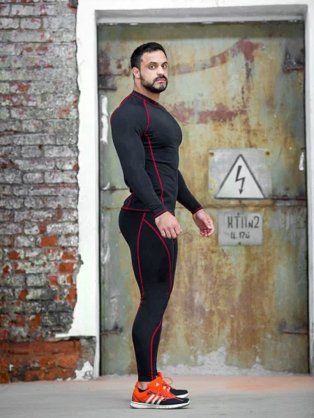 Футболка Totalfit чорна