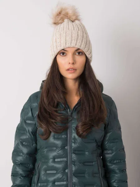 Șapcă Fashionhunters cu aplicații bej