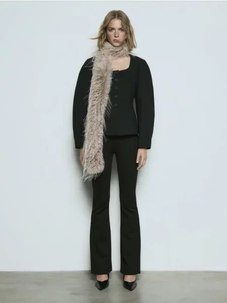 Reserved Блейзер slim fit чорний