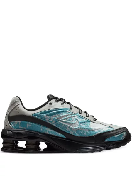Sneakerși Nike Vomero gri