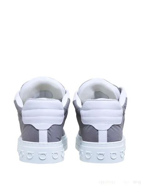 Маратонки Ferragamo сиво