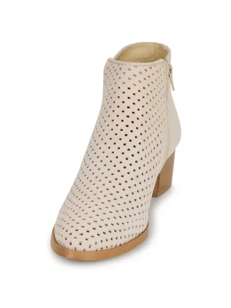 Pantofi Betty London bej