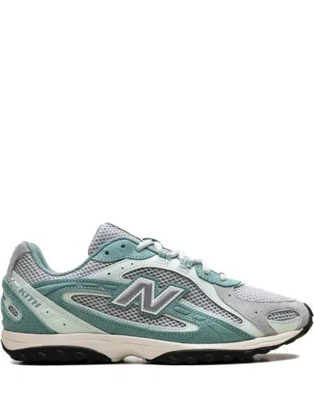 Sneakerși New Balance cu șireturi din dantelă alb