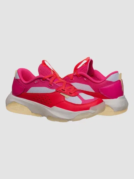 Кожаные кроссовки Jordan розовые