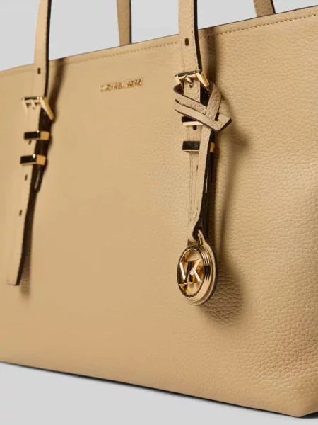 Torebka typu tote z prawdziwej skóry z aplikacją z logo model Quinn' Michael Michael Kors beżowa