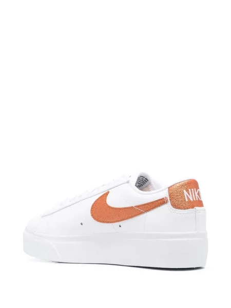 Top Nike cu platformă alb