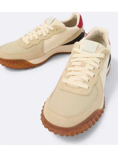 Sneakerși Moncler din piele de căprioară bej