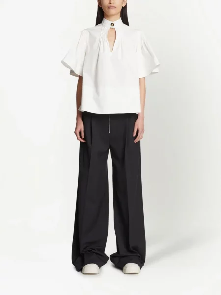 Palaidinė Proenza Schouler įsiliepsnojo balta