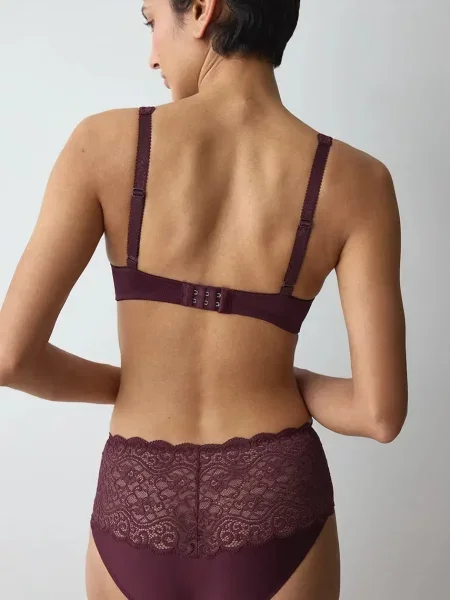 Triumph podprsenka čipkovaná Amourette