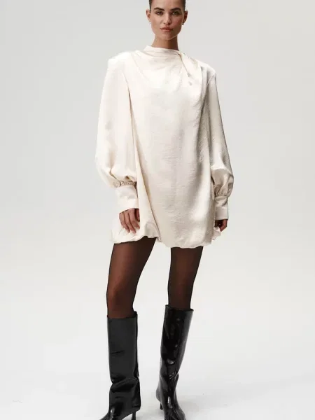 Undress Code sukienka mini oversize beżowy