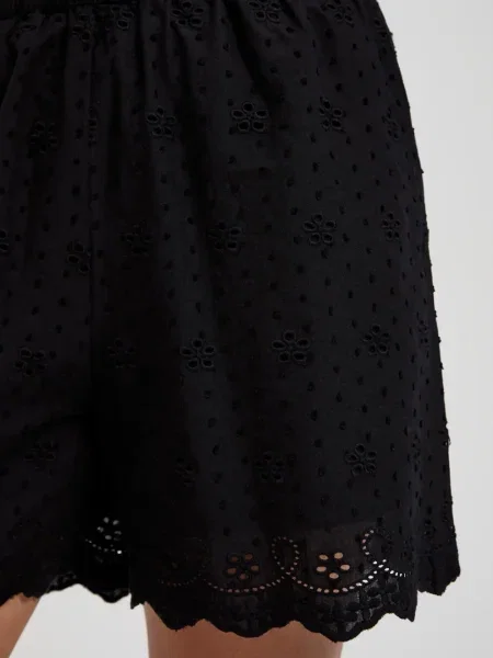 Pantaloni scurți Moodo de in negru