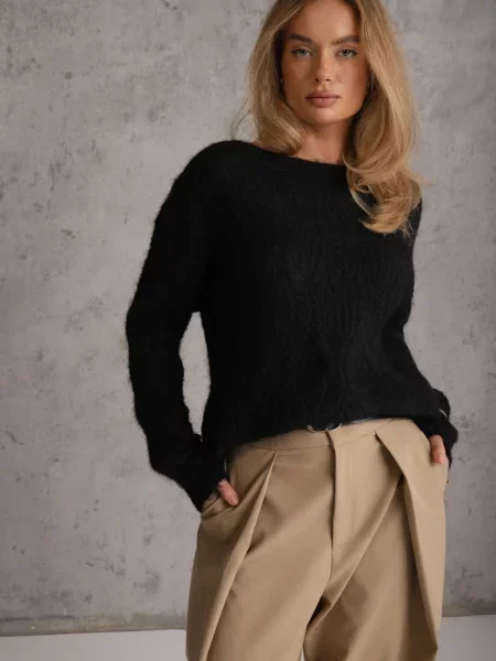Sweter z Bawełną Wełną Warkoczowym Splotem i Ażurowym Wzorem Dinqi czarny