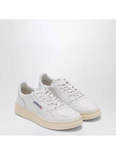 Sneakers Autry Medalist Low Man Leat/ Leat Wht/ Wht EUR 41 białe