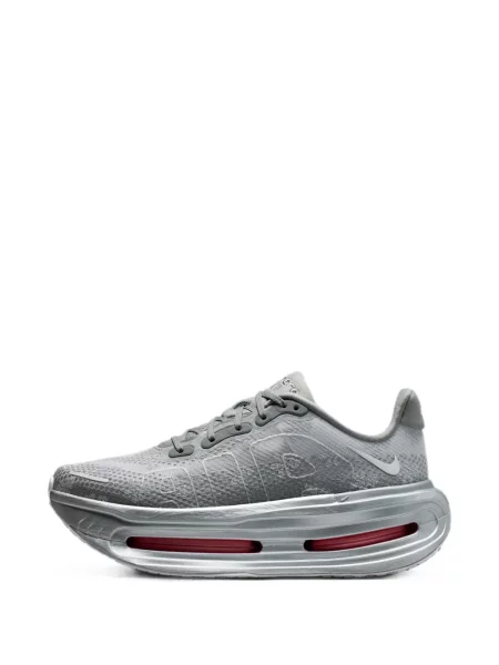 Sneakerși Nike Vomero cu bretele plasă gri