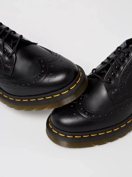 Félcipő Dr. Martens fekete