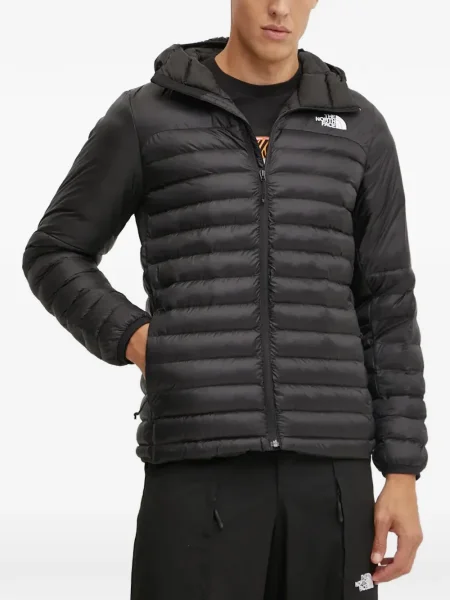 Яке The North Face с качулка черно