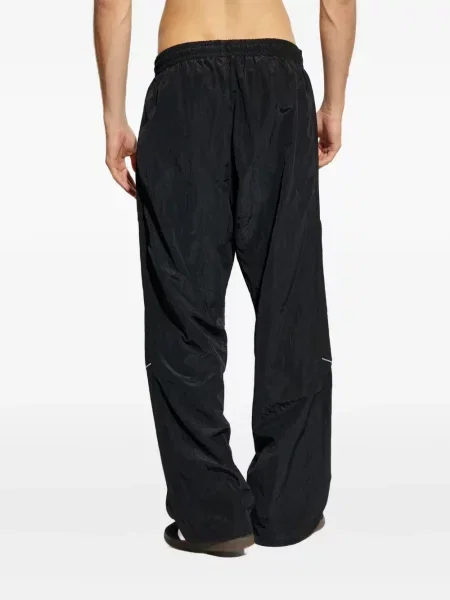 Jakna Adidas s cvjetnim printom crna