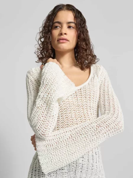Sweter w kroju regular fit w stylu szydełkowym model Fenja' Topshop biały