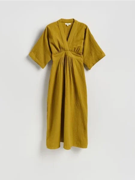 Reserved Muślinowa sukienka midi oliwkowy