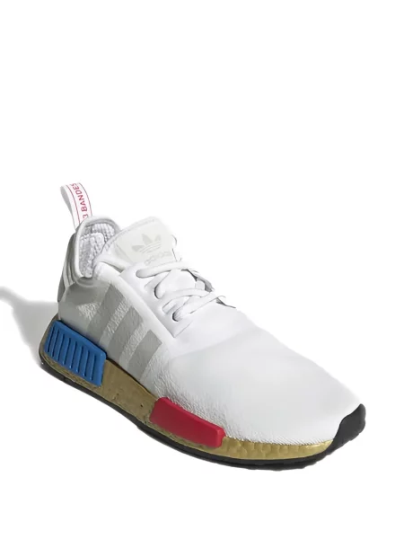 Pălărie Adidas în carouri alb