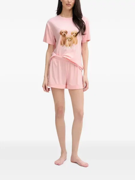 Pijamale Guess cu imagine roz