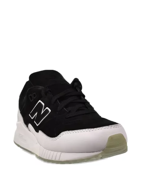 Sneakerși New Balance 530 din piele de căprioară roz
