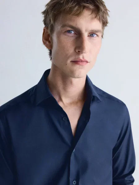 Koszula slim fit z bawełny comfort stretch non-iron atramentowy Mężczyzna XL MANGO MAN