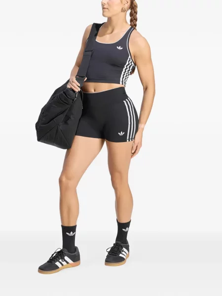 Pantaloni scurți Adidas violet