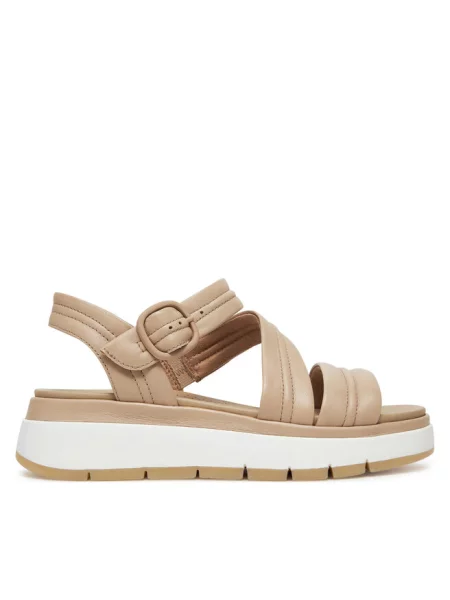 Sandały Clarks na płaskim obcasie beżowe